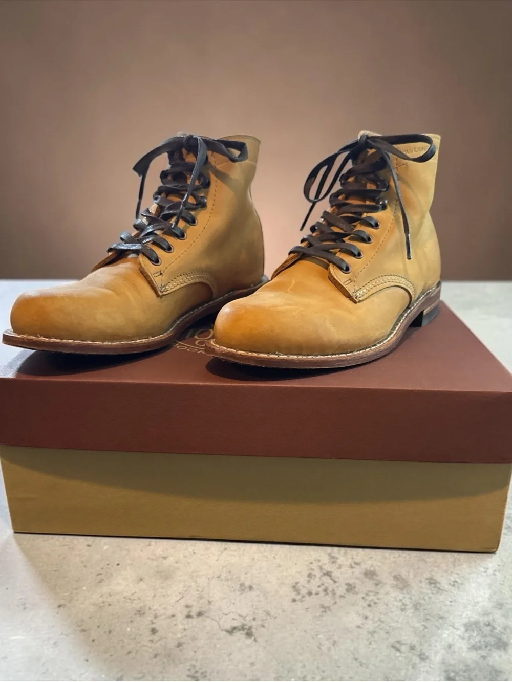 Men's Tan Leather Lace-Up Boots